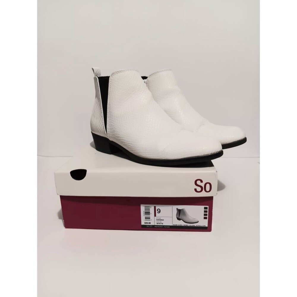 So  White Faux Leather Chelsea Ankle Zip Boots Women's Sz 9M